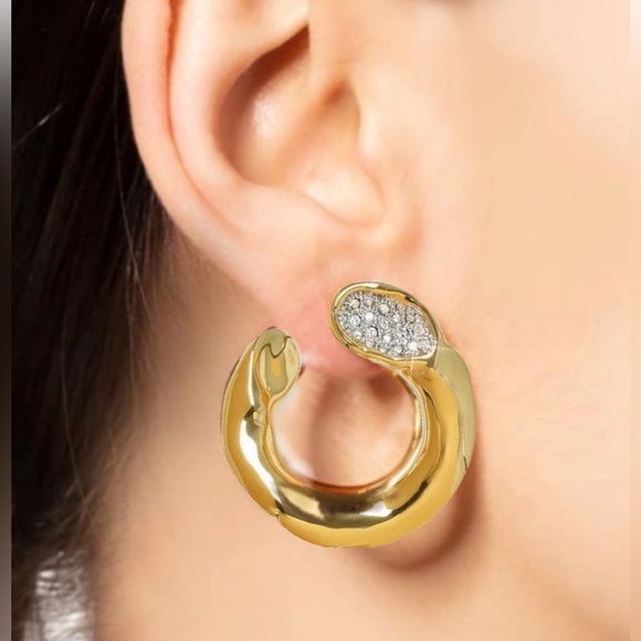 ALEXIS BITTAR • Solanales Crystal Gold Front-FacingHoop Earrings